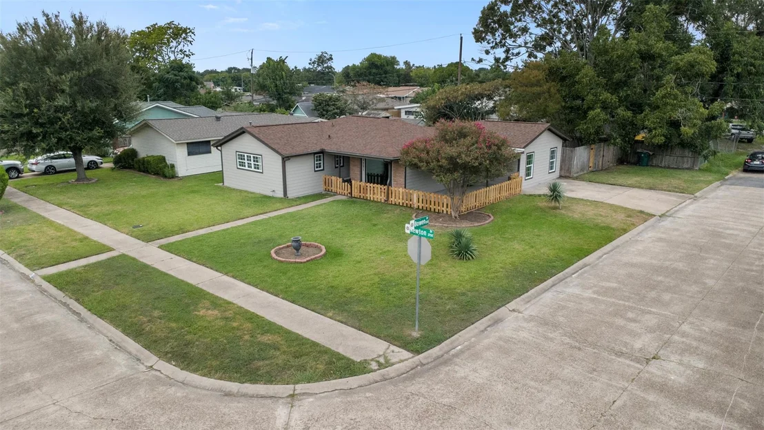 Photo of 3721 Newton Drive