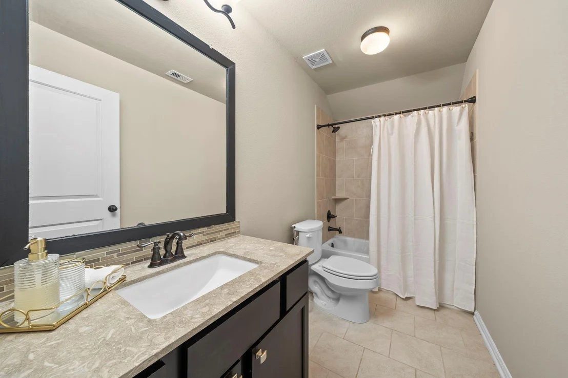 Photo of 17139 Upton Hill Drive