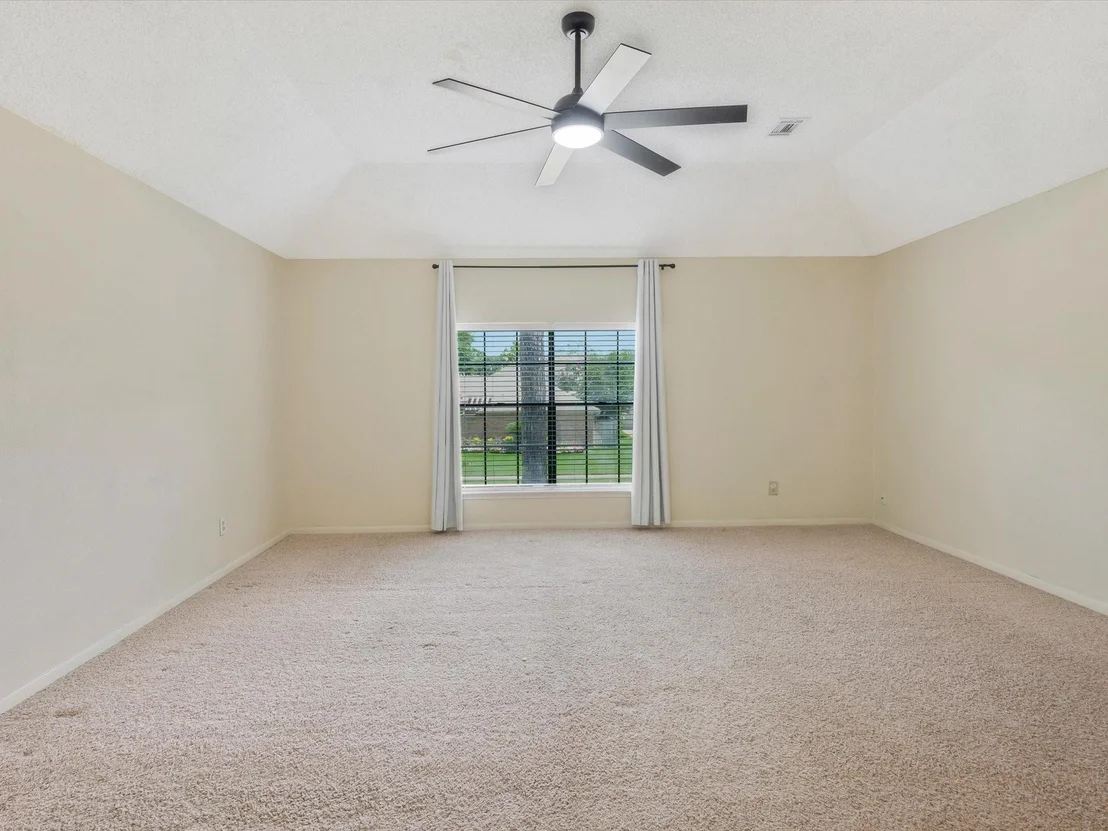 Photo of 22939 Provincial Boulevard
