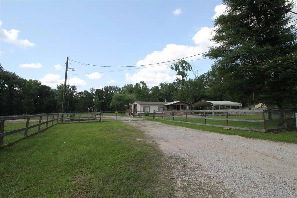 Photo of 26885 Long Street