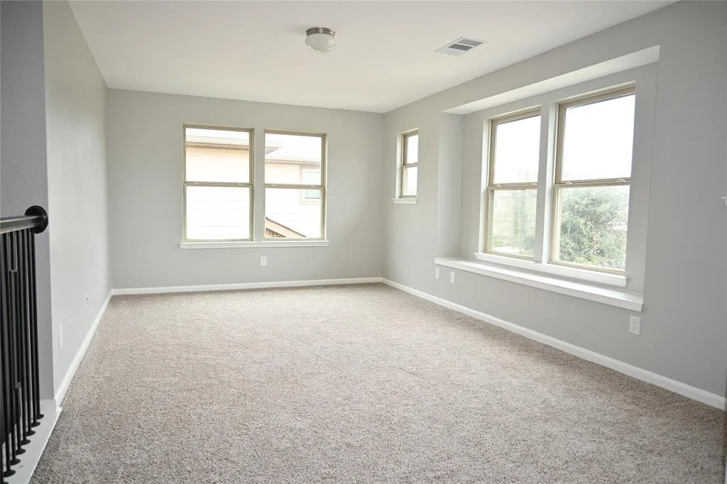 Photo of 4027 Fernglade Drive