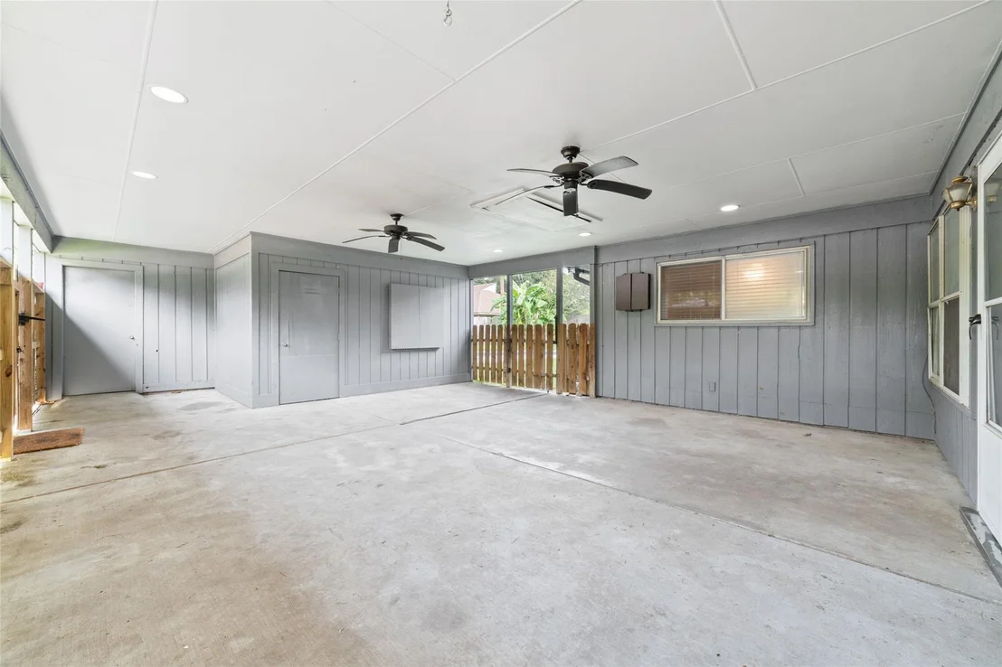 Photo of 23303 Canyon Lake Drive