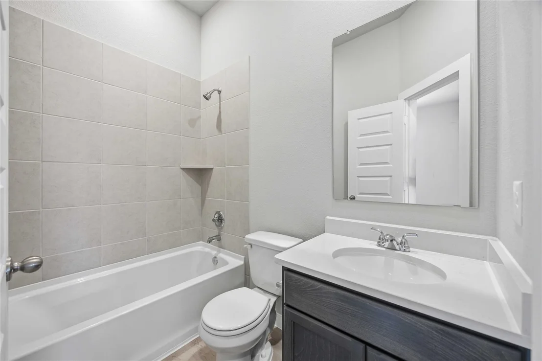 Photo of 1052 Lilly Lane