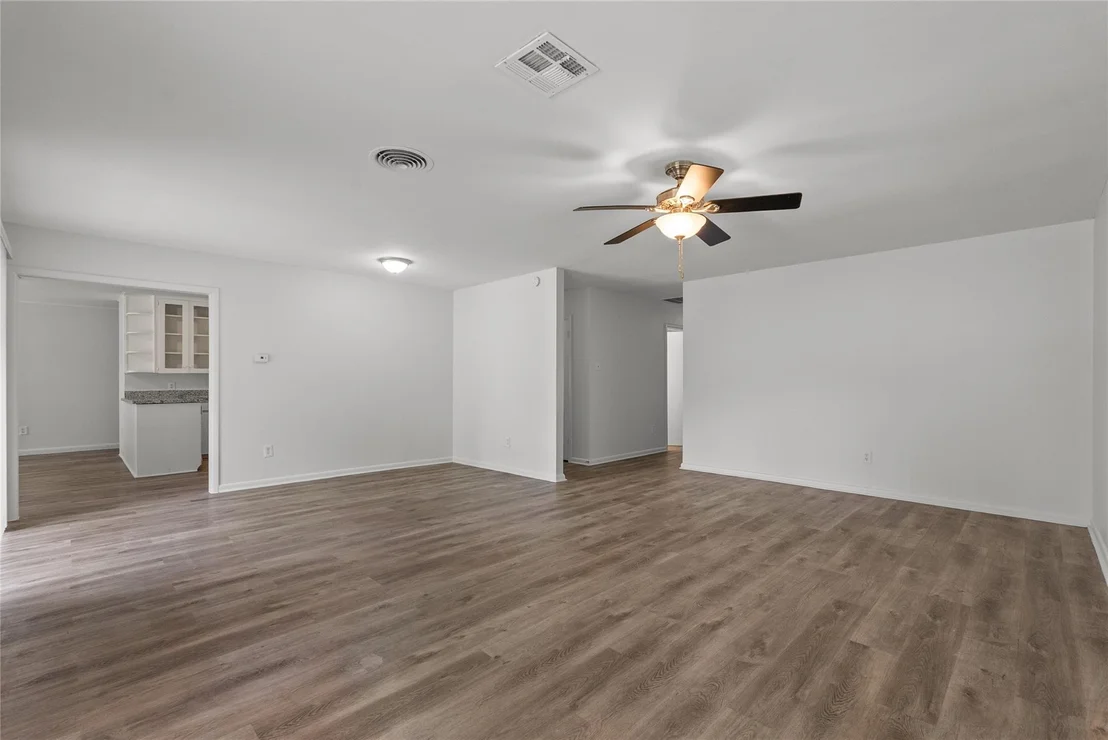 Photo of 1102 Avenue C