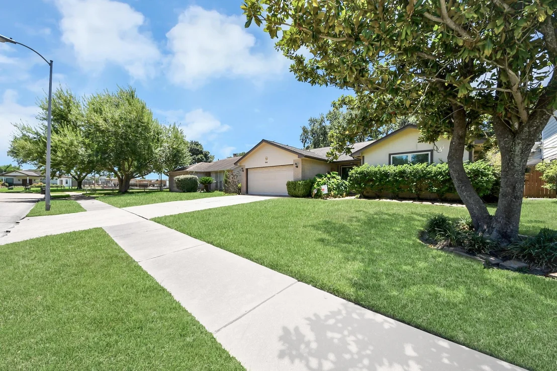 Photo of 7802 Alegria Drive