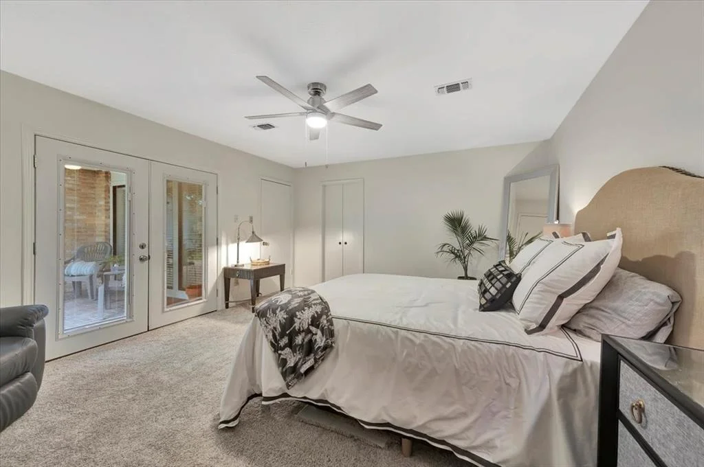 Photo of 15050 Pearhaven Drive