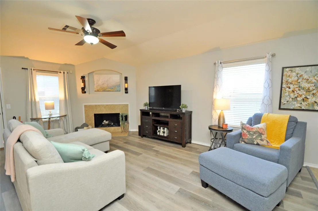 Photo of 5806 Spring Sunrise Drive