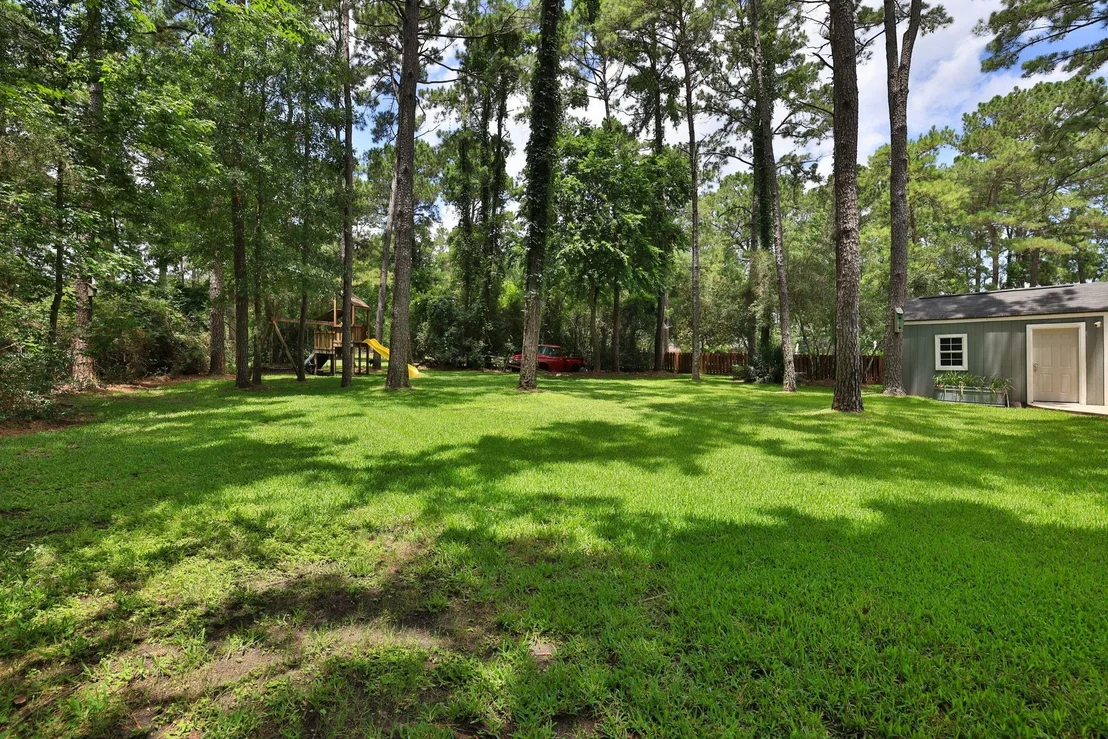 Photo of 40407 Manor Drive