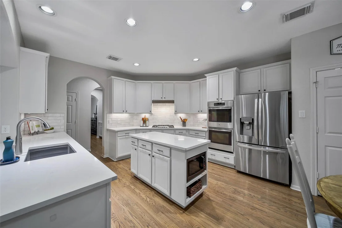 Photo of 63 Silver Bayou Court