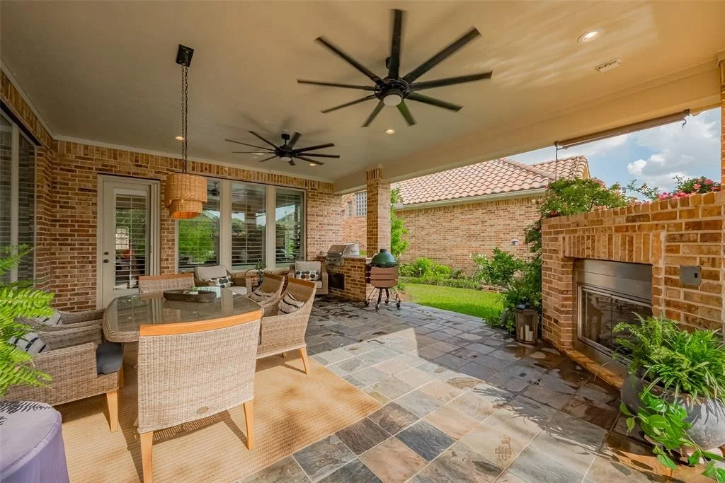 Photo of 7 Edgemont Court