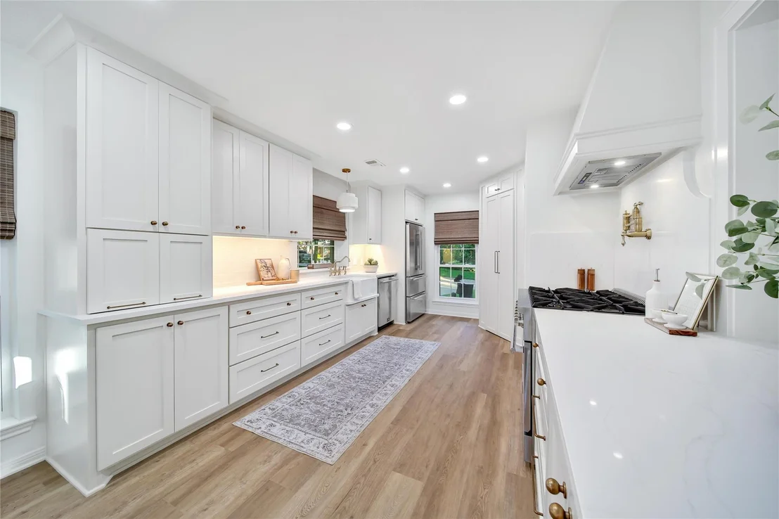 Photo of 14 Twin Springs Place