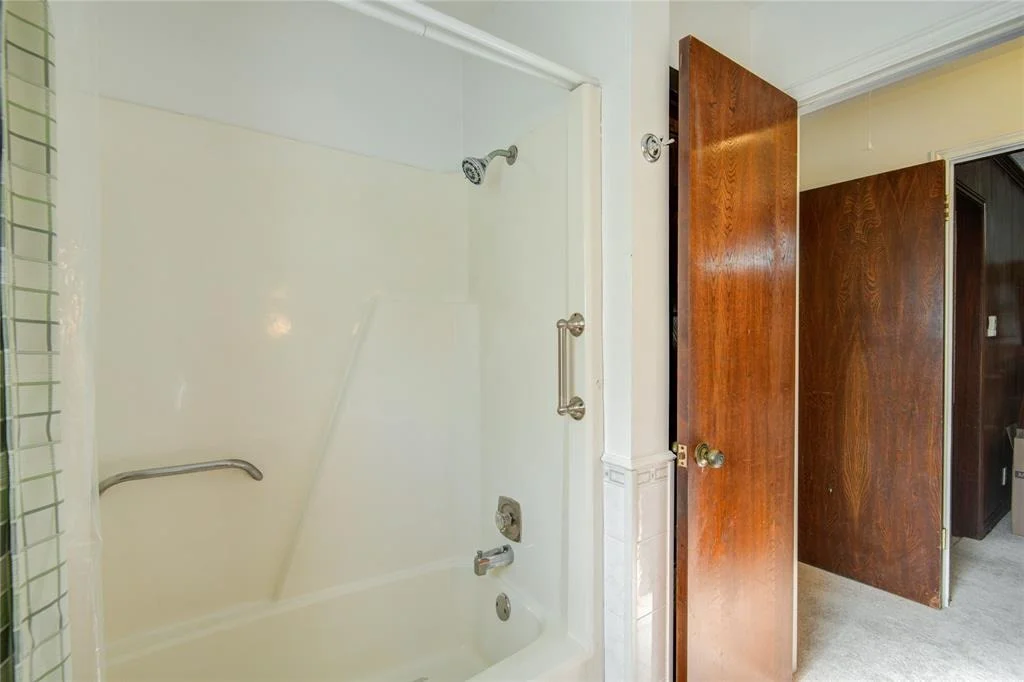 Photo of 223 Silverbell Circle