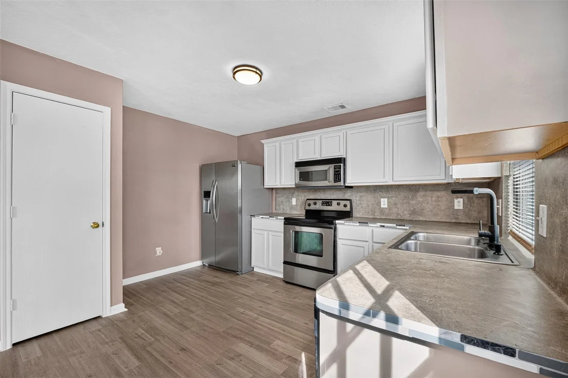Photo of 5507 Violet Path Lane