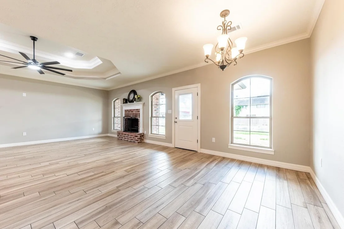 Photo of 8390 Westgate
