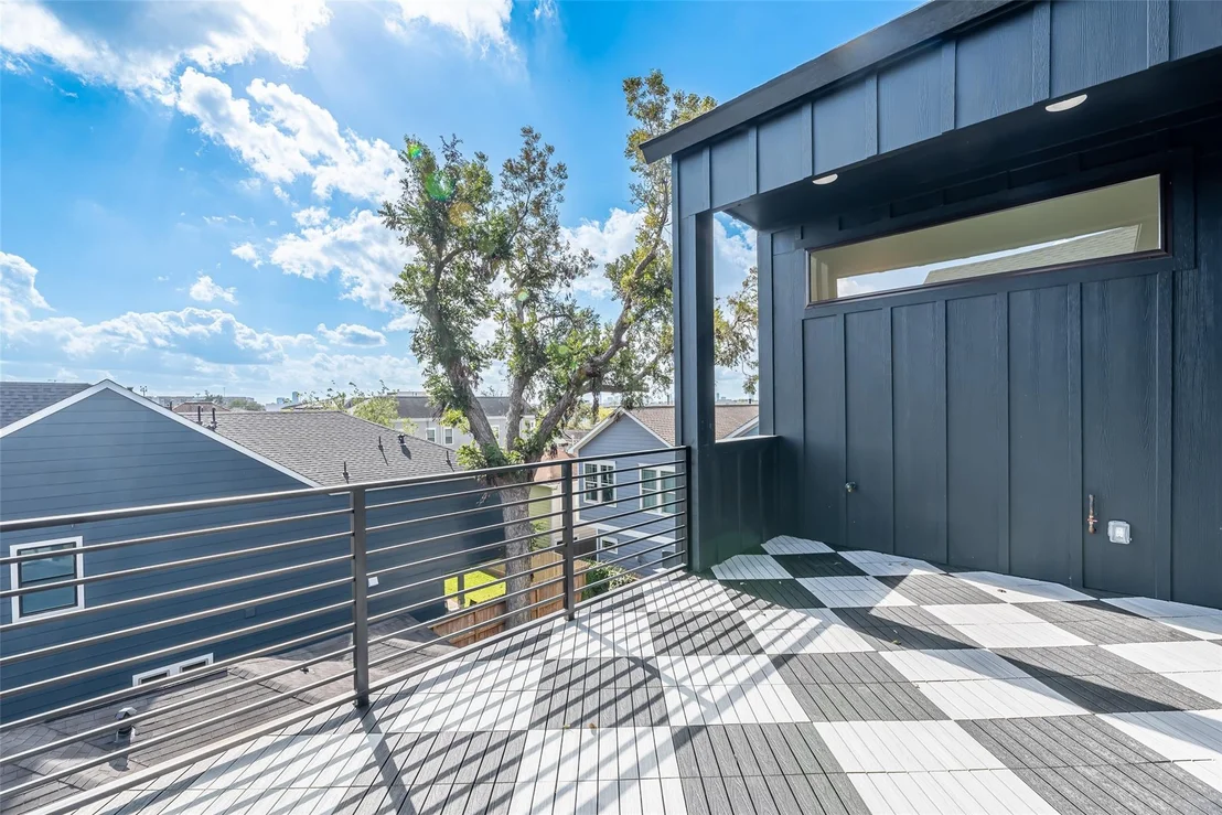 Photo of 829 Alexander Street