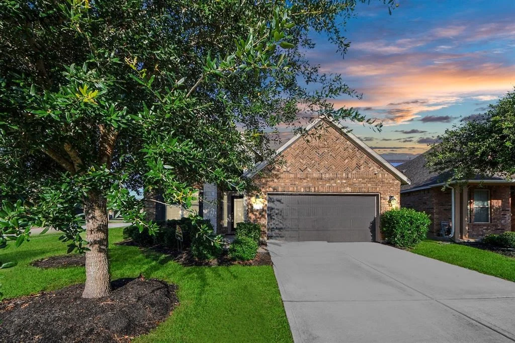 Photo of 8219 Oxbow Manor Lane