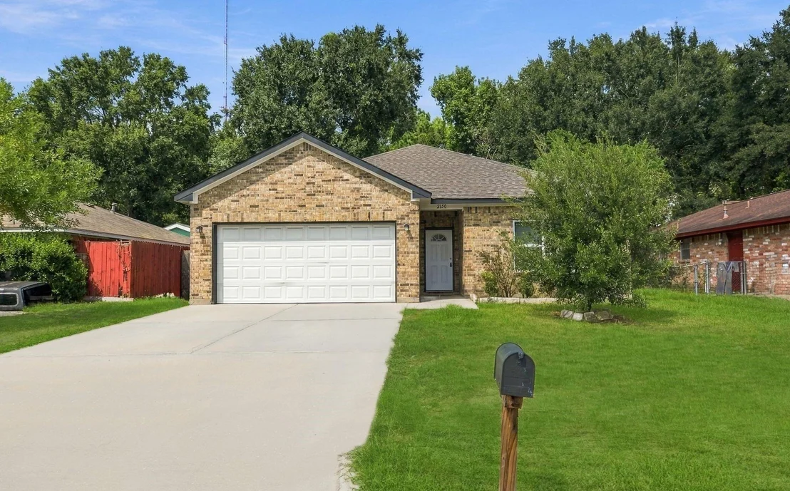 Photo of 2150 Mosher Lane