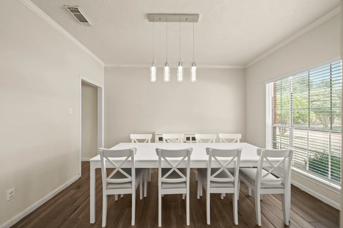 Photo of 3530 Chatwood
