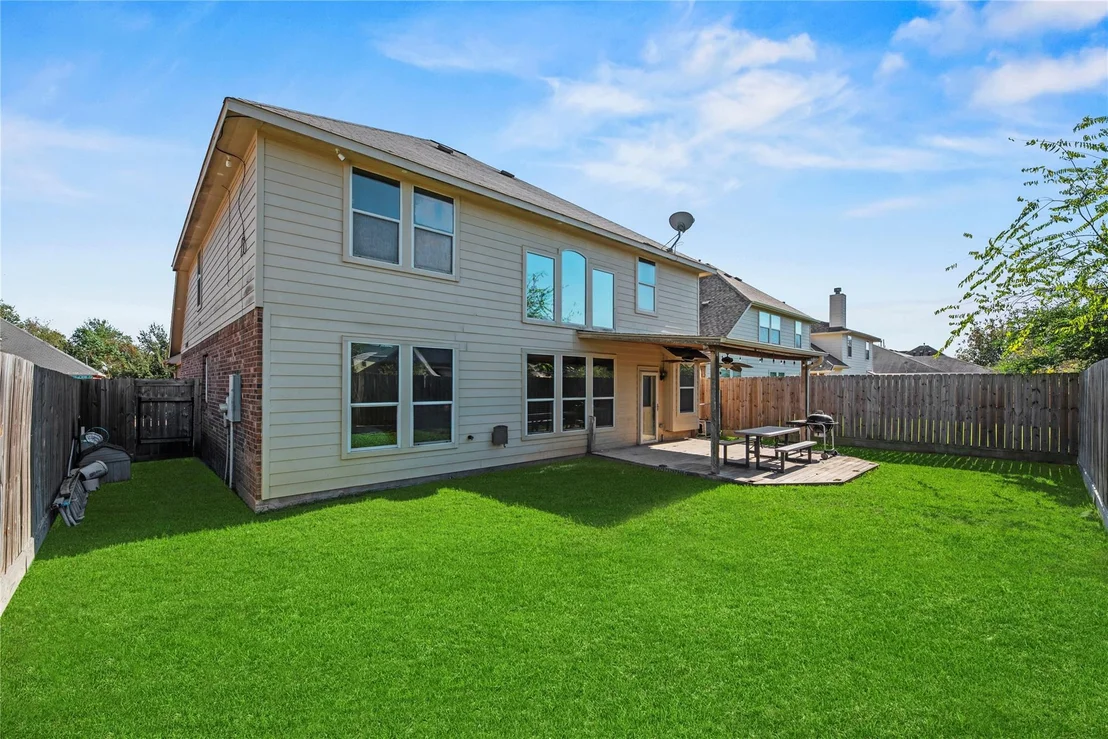 Photo of 24402 Lakecrest Bend Drive