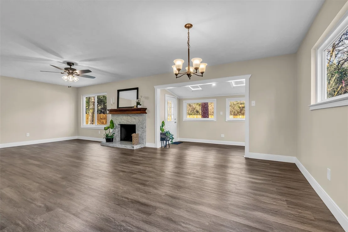 Photo of 1810 N Red Cedar Circle