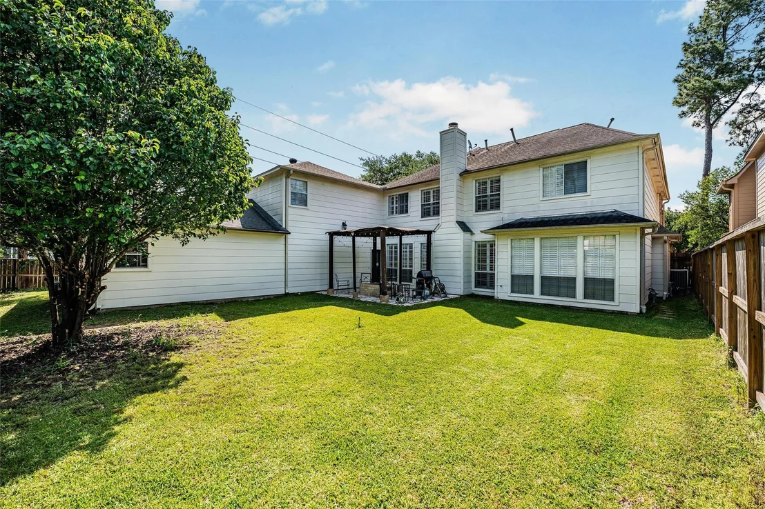 Photo of 8002 Royal Crest Court