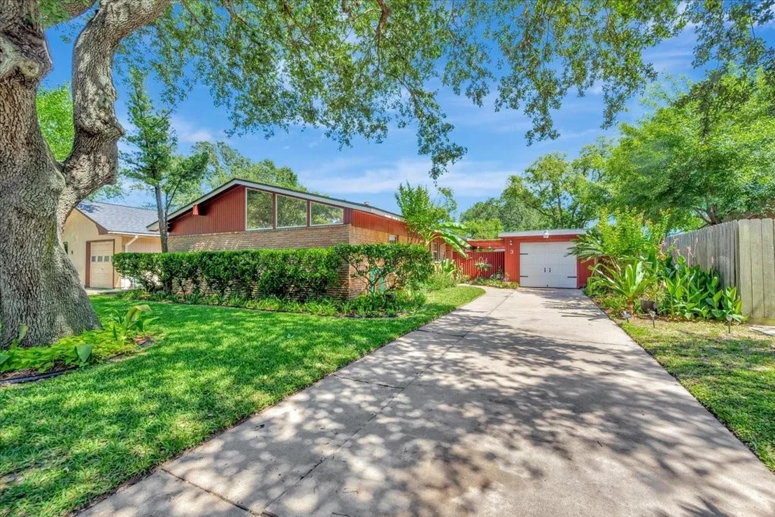 Photo of 3 Maple Lane