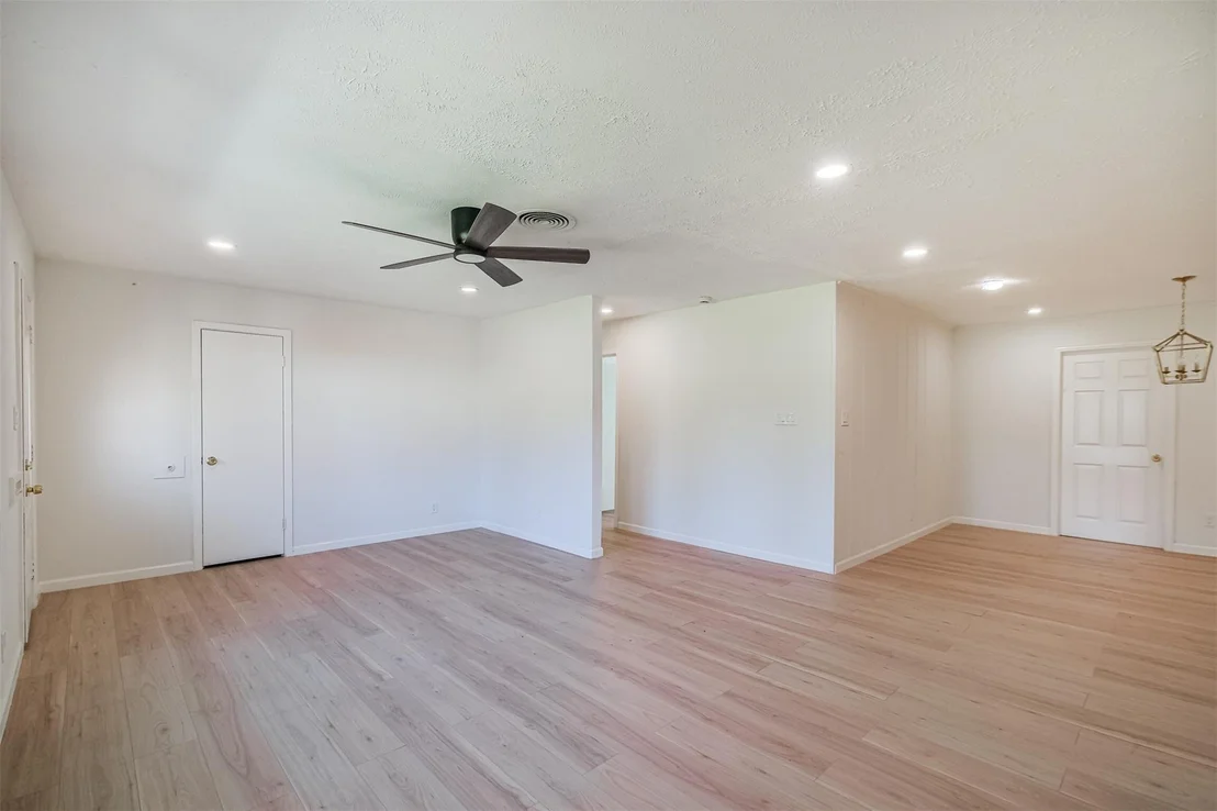 Photo of 9419 Campbell Road
