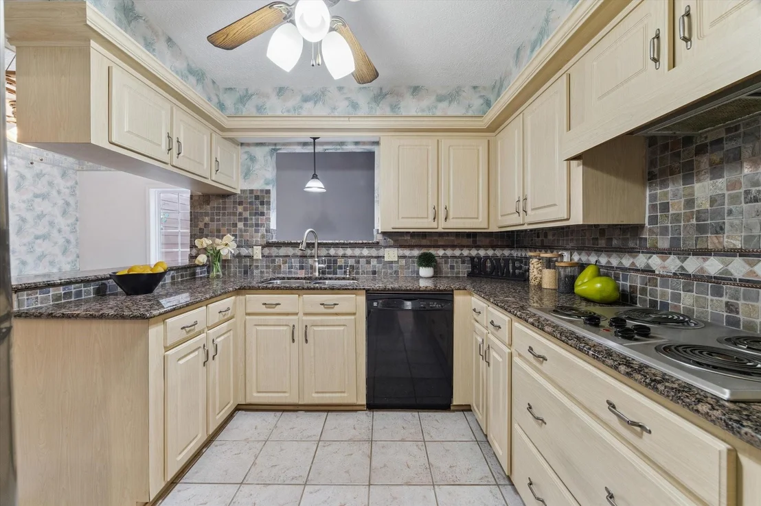 Photo of 4032 Heathersage Drive