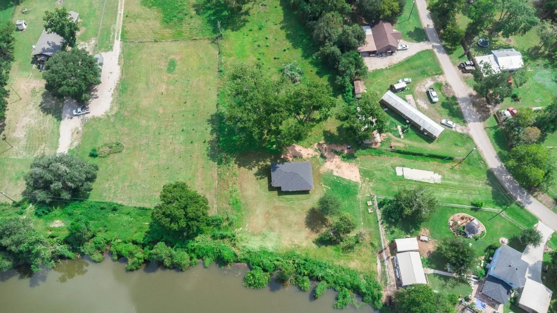 Photo of 251 Smilie Road