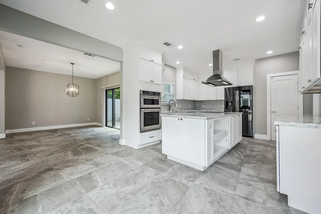 Photo of 922 Crossroads Drive