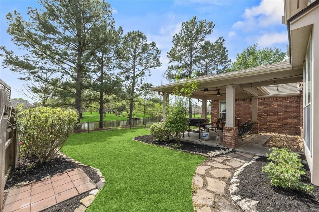 Photo of 6046 Whispering Lakes Drive