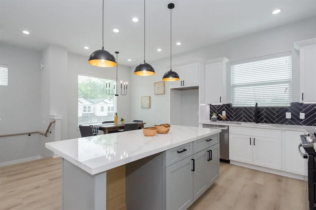 Photo of 5719 Elysian Street