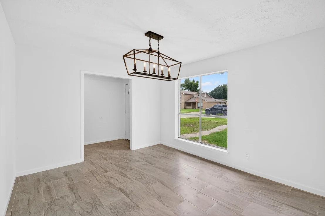 Photo of 24106 Spring Mill Lane