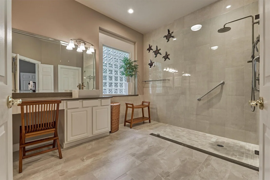 Photo of 18 Coachman Ridge Place