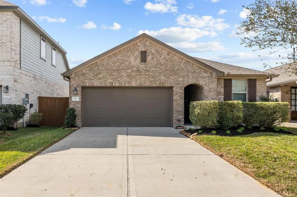 Photo of 2113 Sand Lily Drive