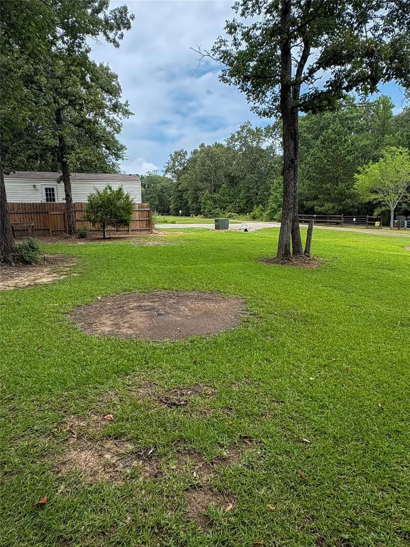 Photo of 1101 Hidden Oaks Drive