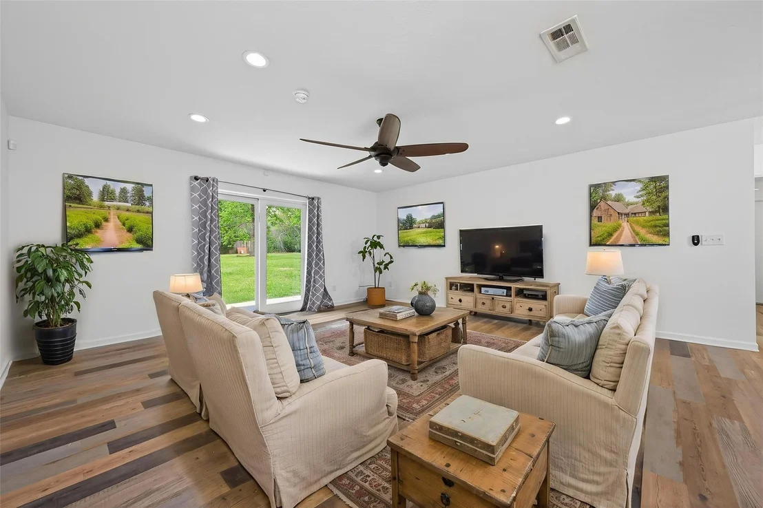 Photo of 10720 Royal Forest Drive