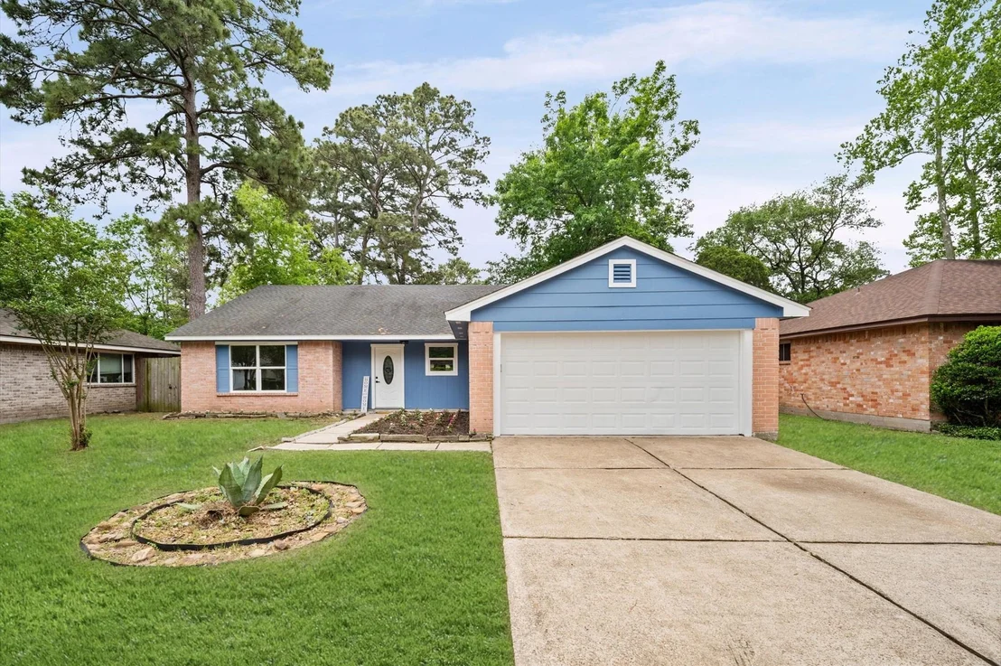 Photo of 4419 Pineville Lane