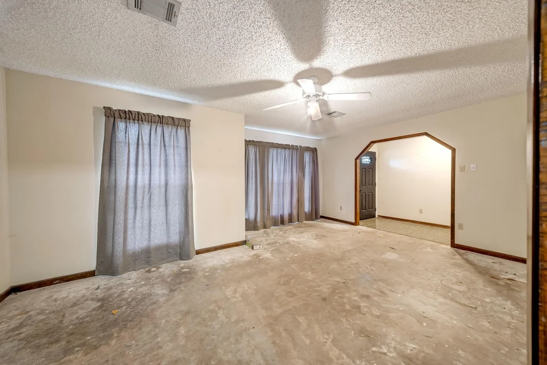 Photo of 19904 Mercedell Drive