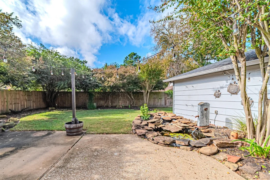 Photo of 8211 Riverglade Drive
