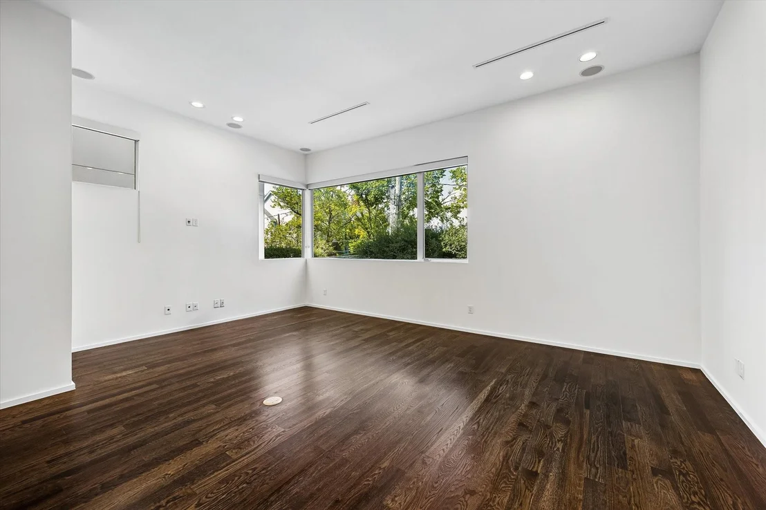 Photo of 4309 Lillian Street