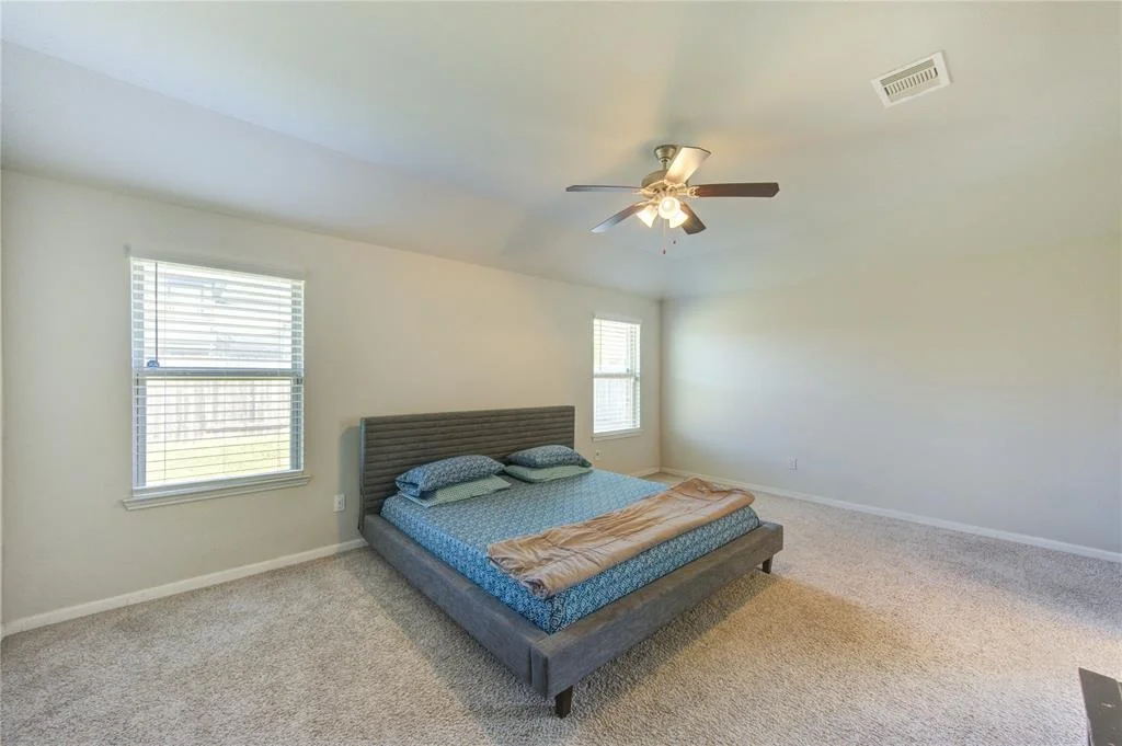 Photo of 9011 Hemlock Drive
