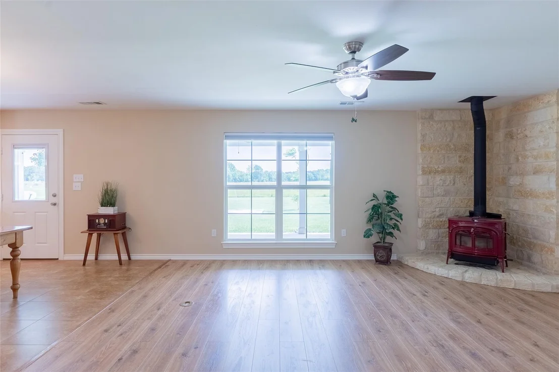 Photo of 2650 County Road 2274