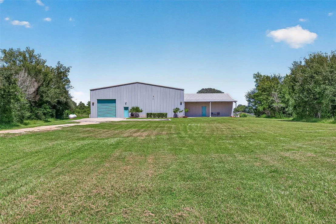 Photo of 22610 Cessna Road