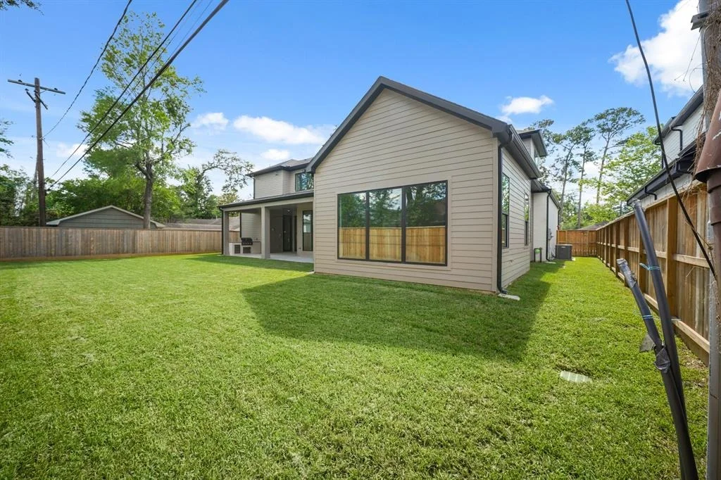 Photo of 1222 Glourie Drive