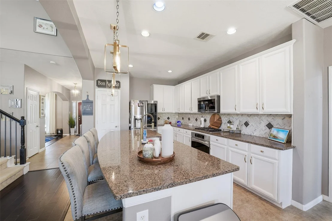 Photo of 15402 Hazen Point Drive
