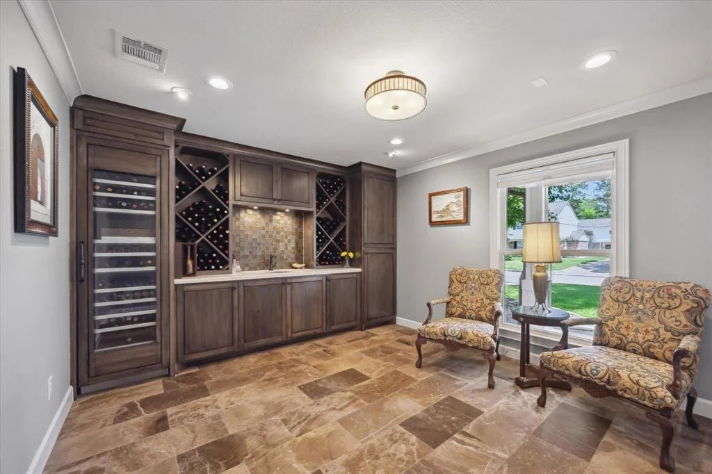 Photo of 14843 Oak Bend Drive