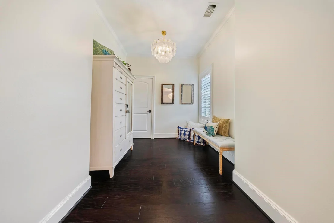 Photo of 21 Carolane Trail