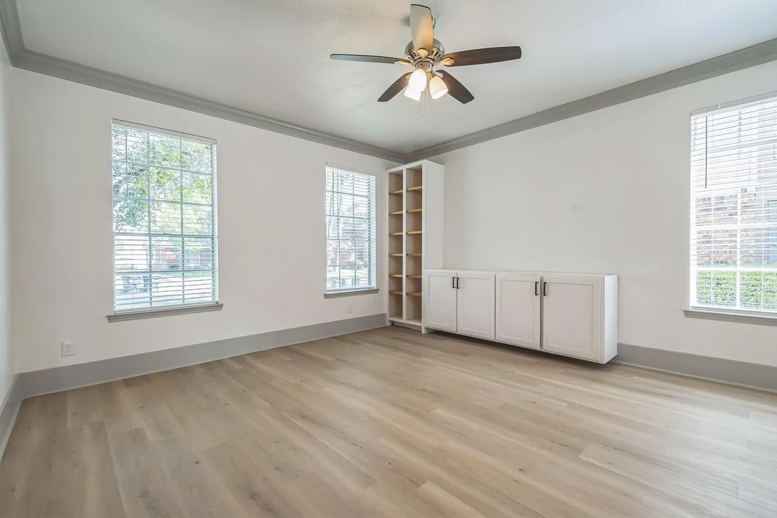 Photo of 3615 Laurel Hollow Drive