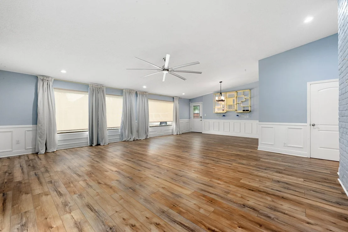 Photo of 27202 Wells Lane